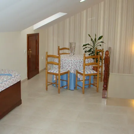 A Coruna 102813 5 Bedroom By Mo * Carnota